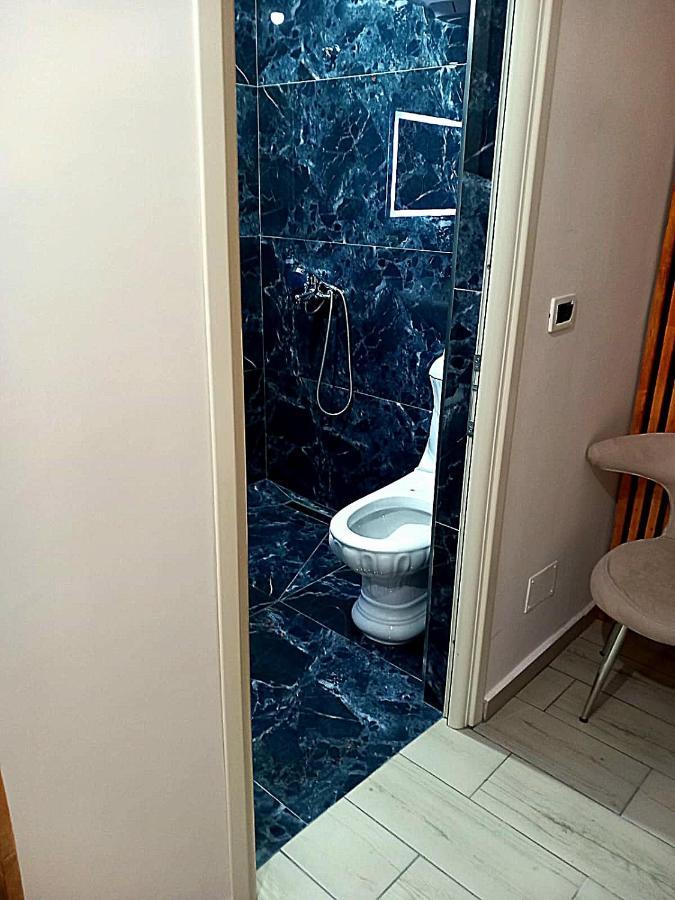 villa Heljos apartaments Vlorë Habitación foto