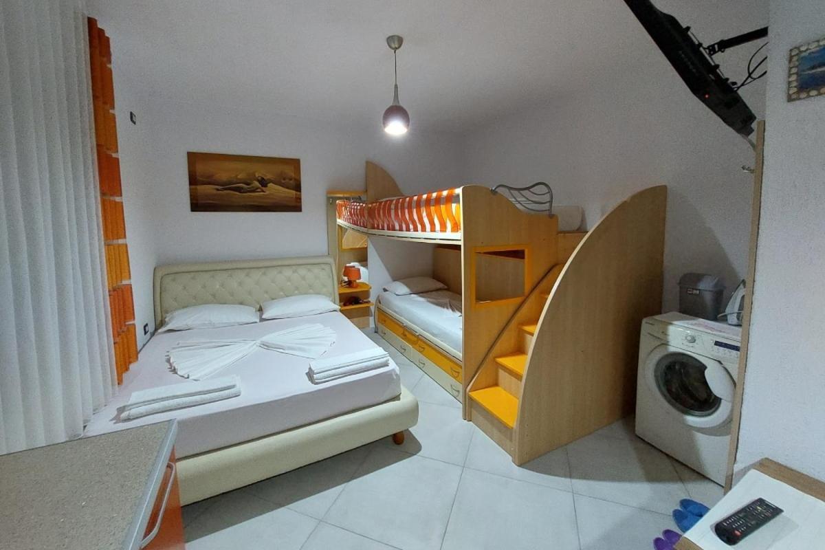 villa Heljos apartaments Vlorë Habitación foto