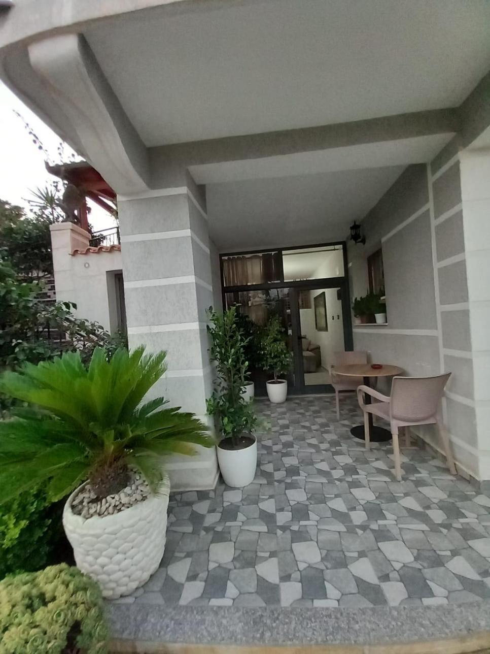 villa Heljos apartaments Vlorë Habitación foto